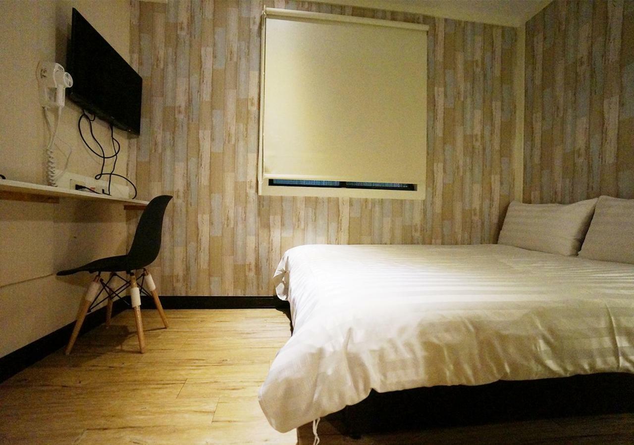 Win Inn Kaohsiung Hotel Esterno foto